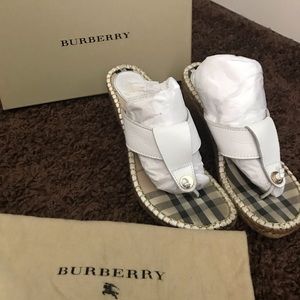 Burberry spring wedge shoes
